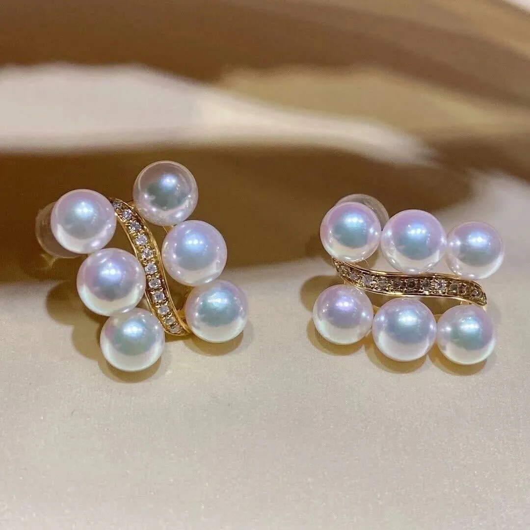 4.0-4.5 mm White Akoya Pearl Cluster Half Hoop Earrings with Diamonds in Gold