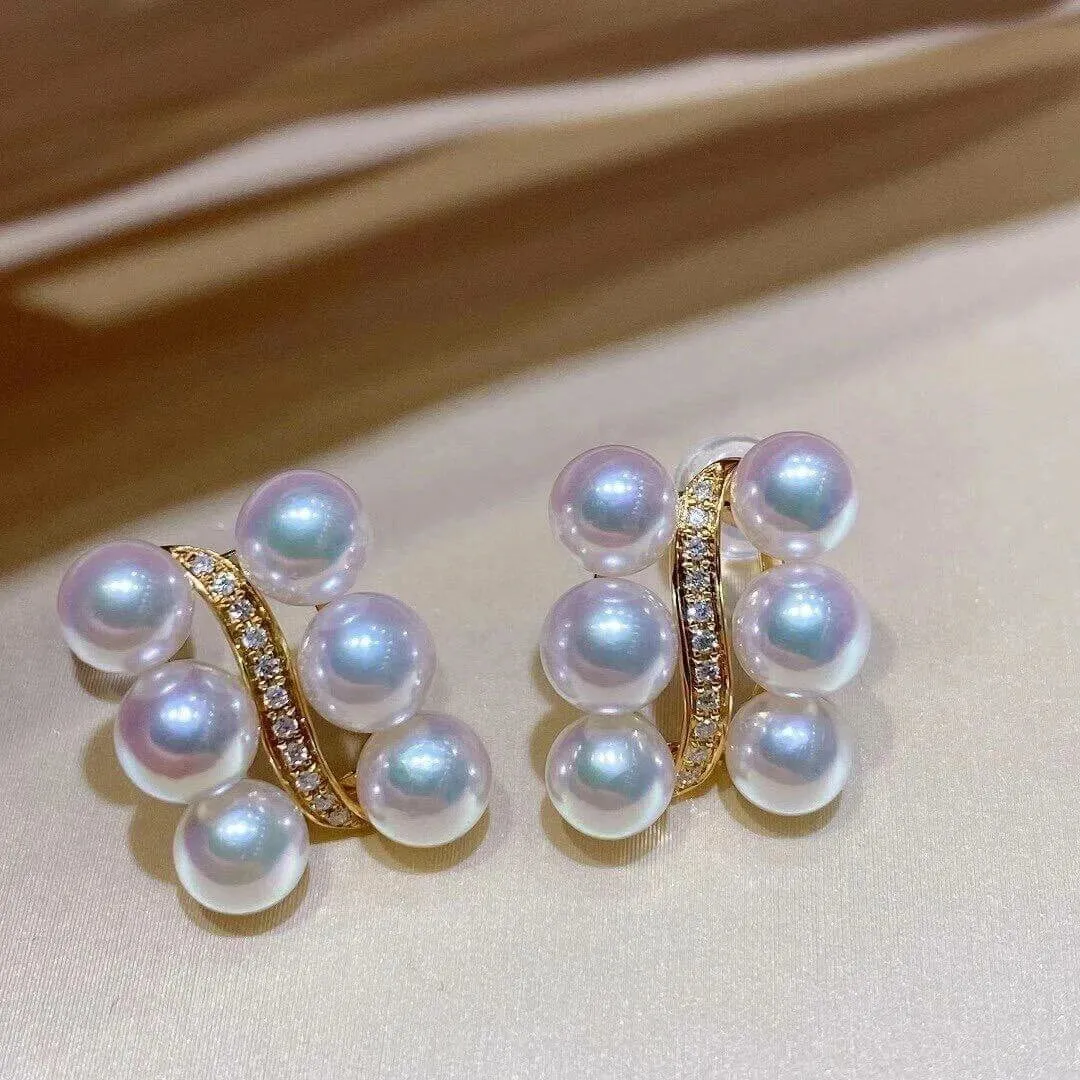 4.0-4.5 mm White Akoya Pearl Cluster Half Hoop Earrings with Diamonds in Gold