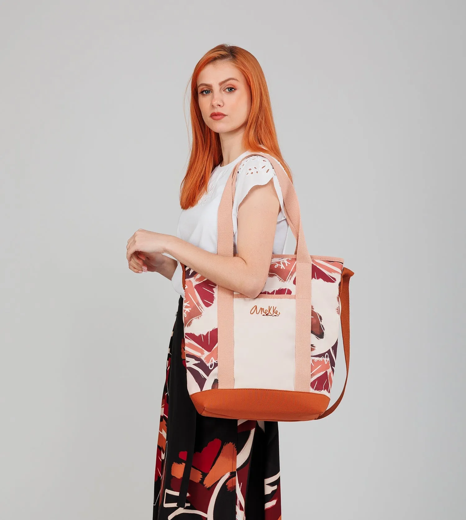 Alma small beach bag