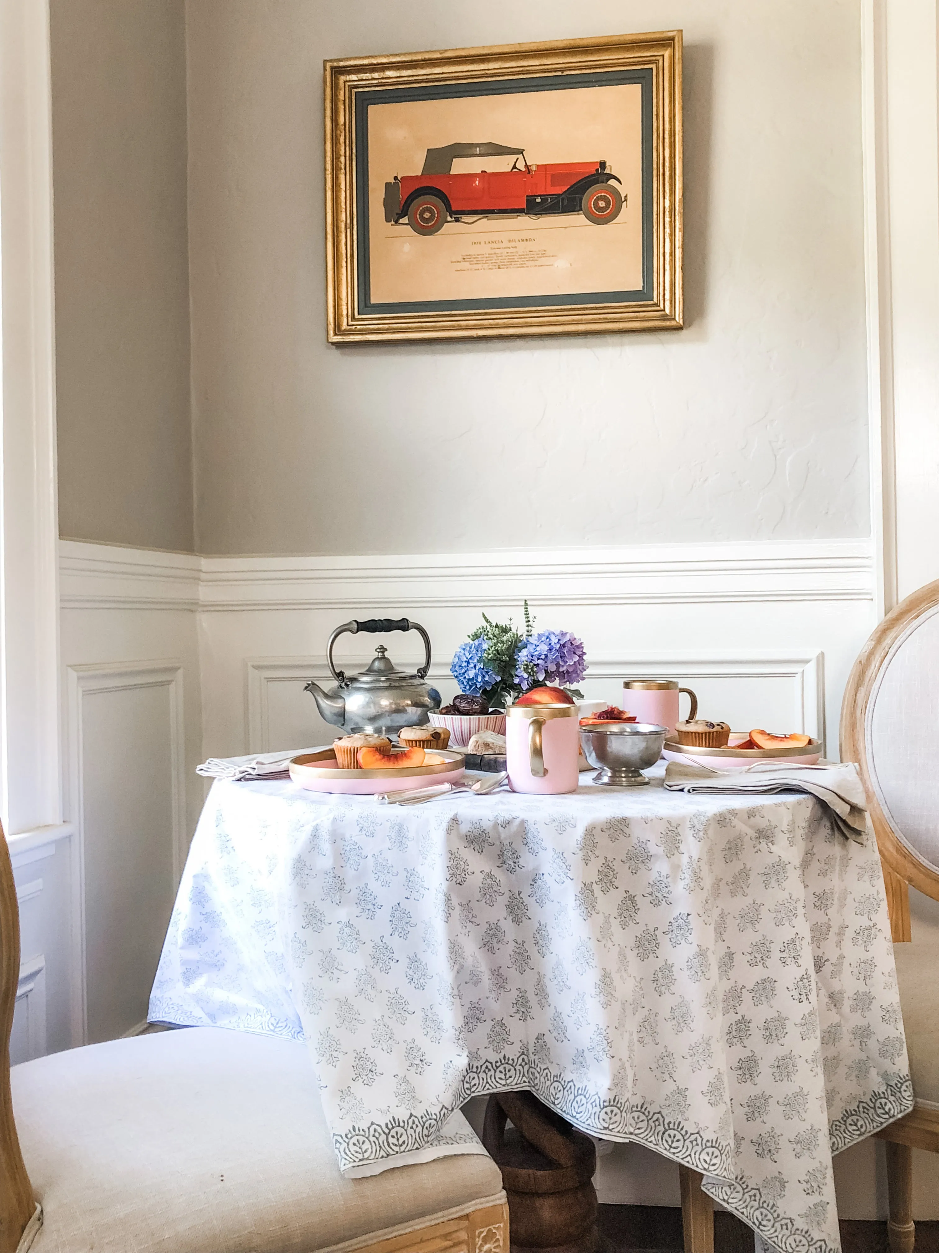 August Tablecloth in Tern Gray