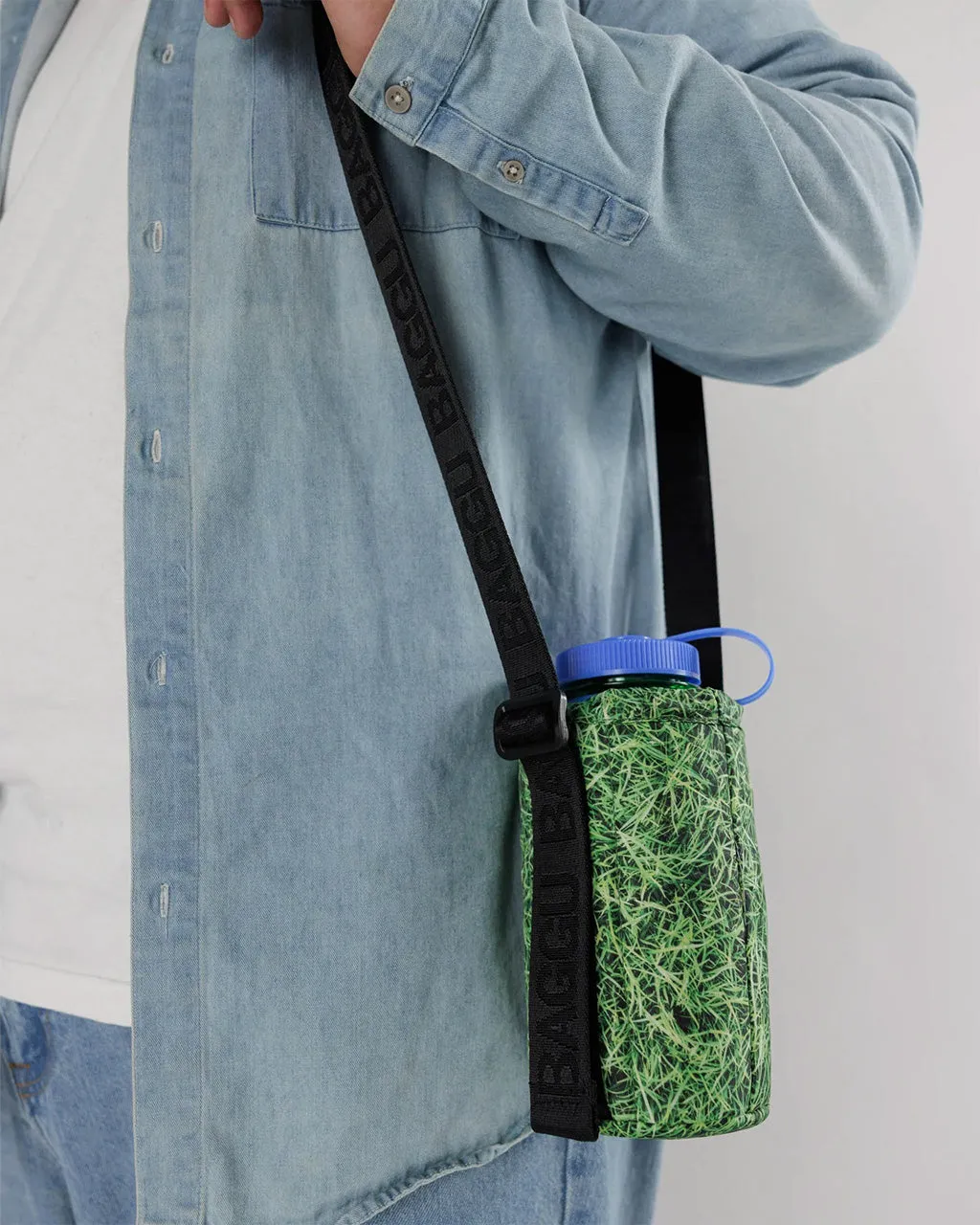 Baggu Puffy Water Bottle Sling