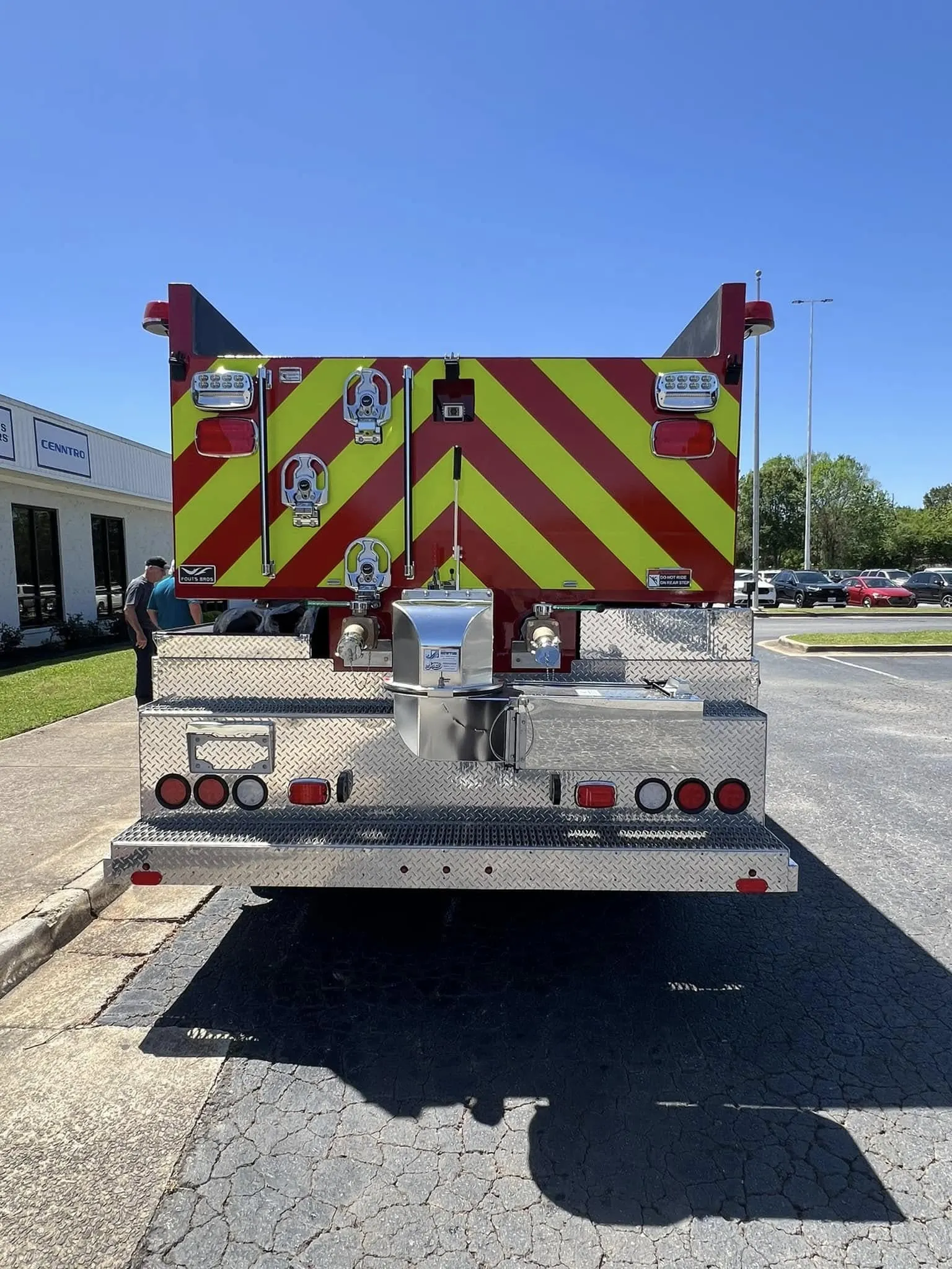 Fouts 3,000 Gallon Freightliner Tanker