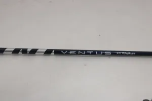 Fujikura Ventus Blue w/ Velecore 6-S Driver Shaft w/ Callaway Tip