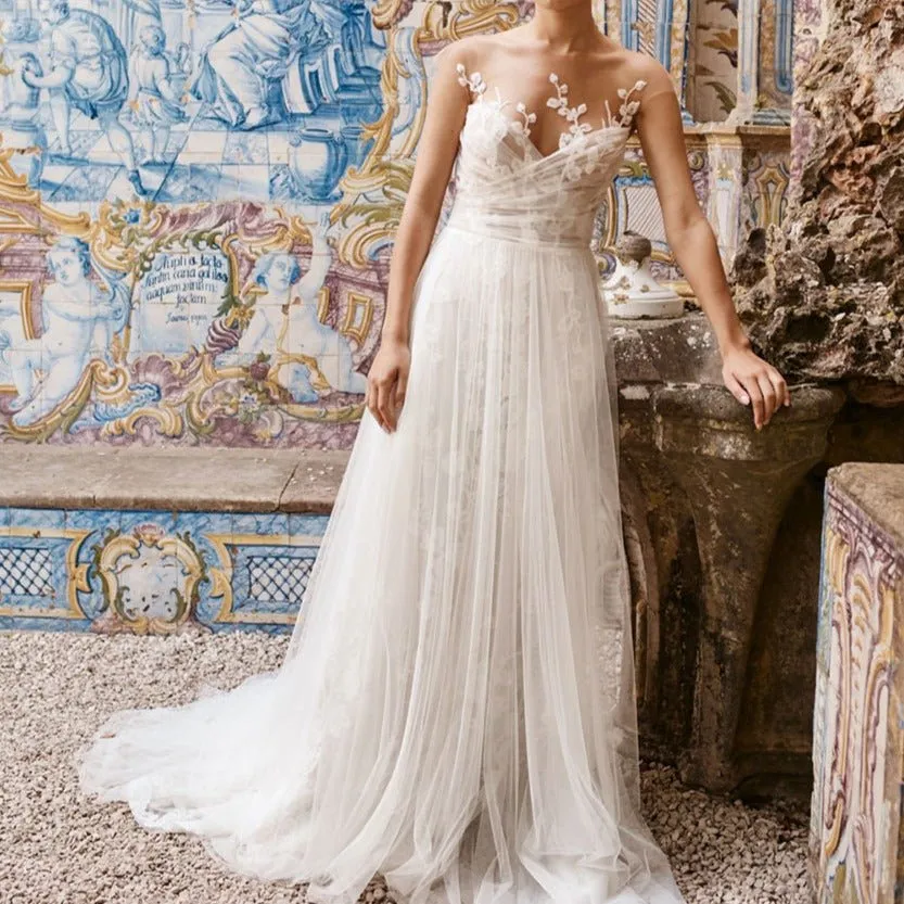 Lace wedding gauze backless small trailing tail