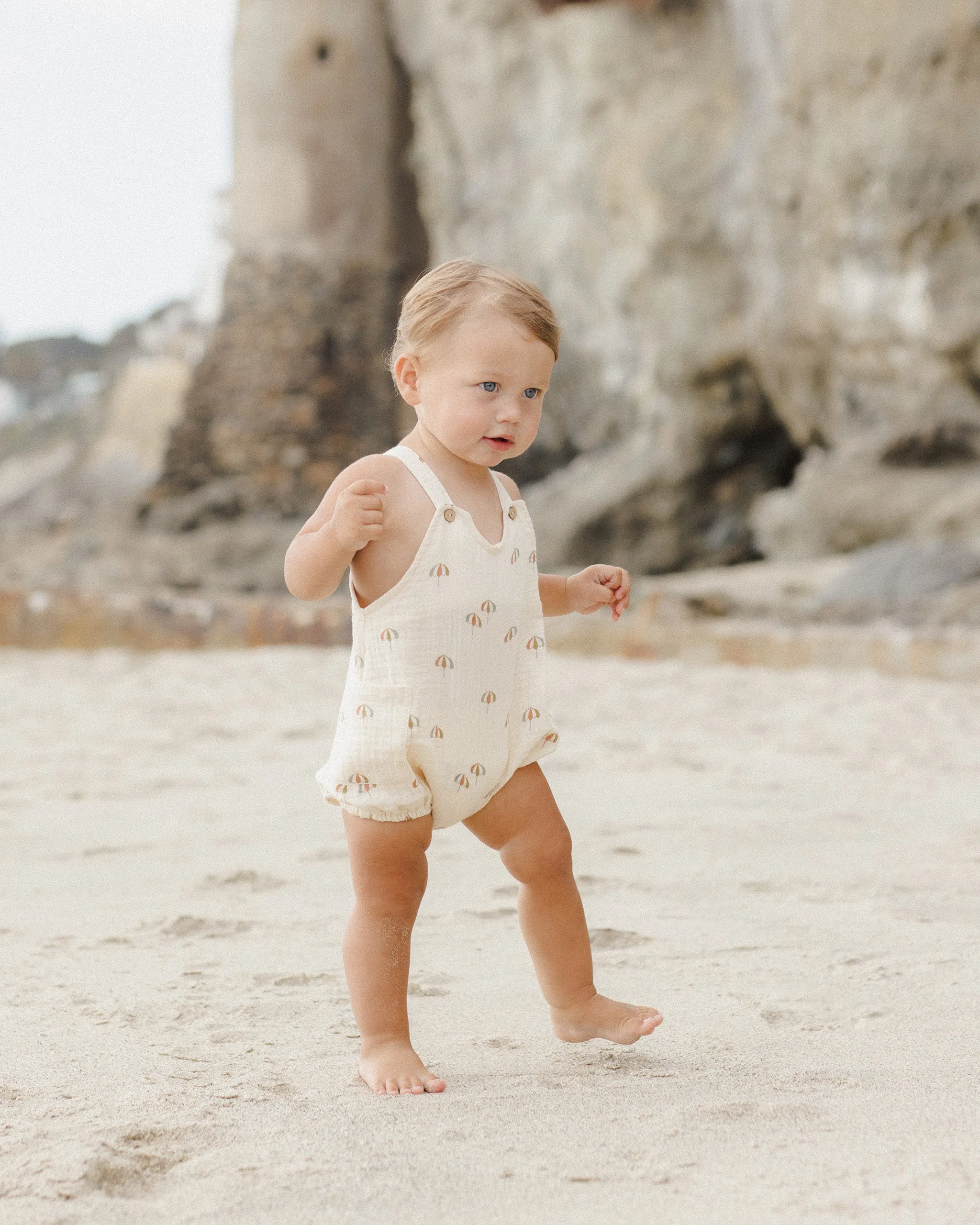 RYLEE   CRU Lou Romper || Umbrellas
