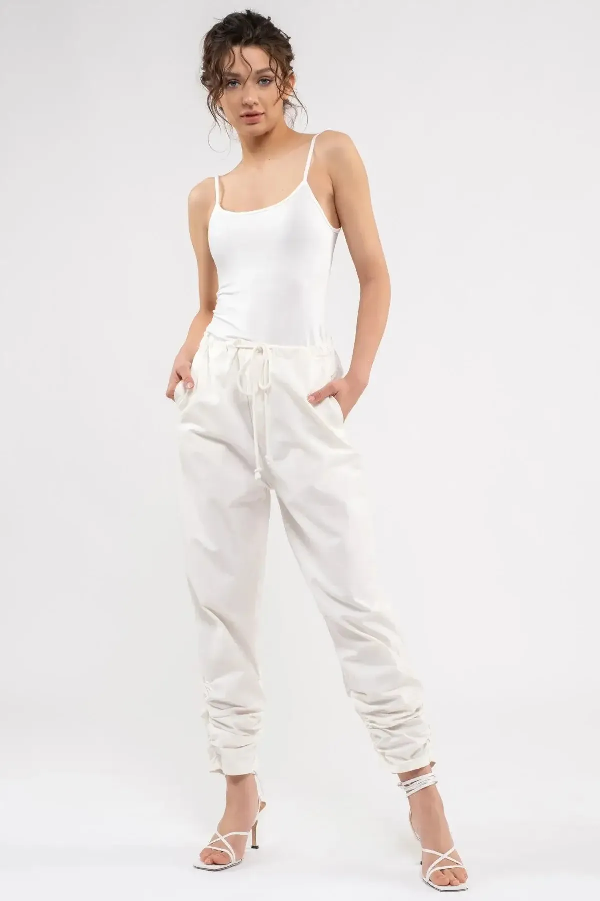 SOLID SPAGHETTI STRAP TANK TOP