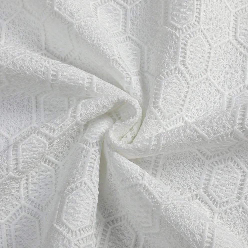 Tablecloth Lace Beehive Unlined
