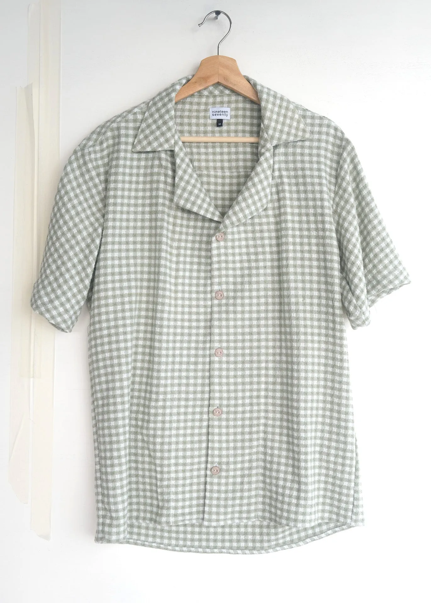 The gingham shirt - M