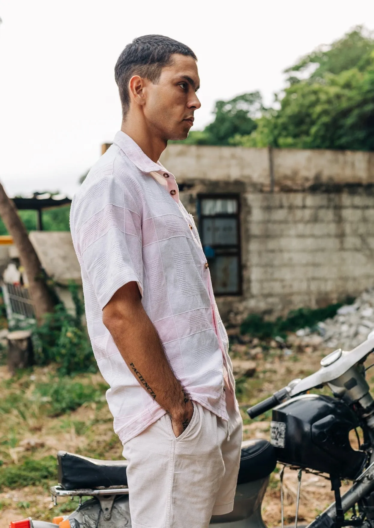The Pale Pink & White Shirt - M