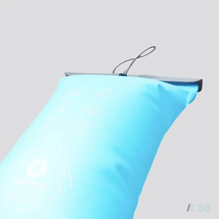 Velocity™ 1.5 L  Slim Profile Reversible Hydration