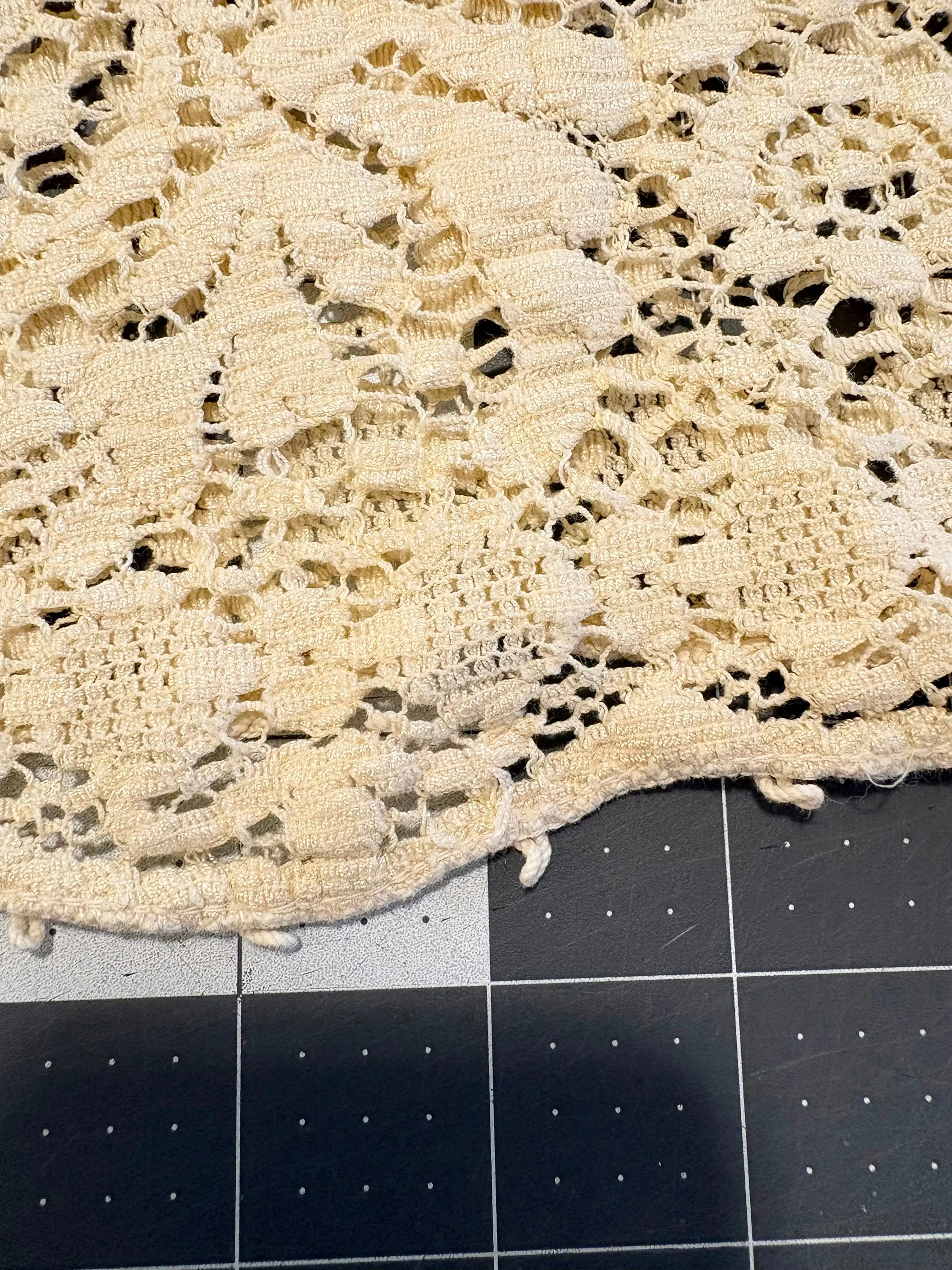 Vintage Lace Tablecloth Top ~ Size S