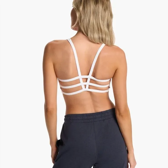 Vuori Yosemite Bra White Size M NWT